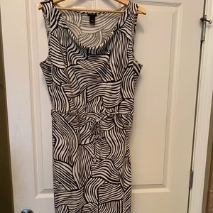 Black and white dress